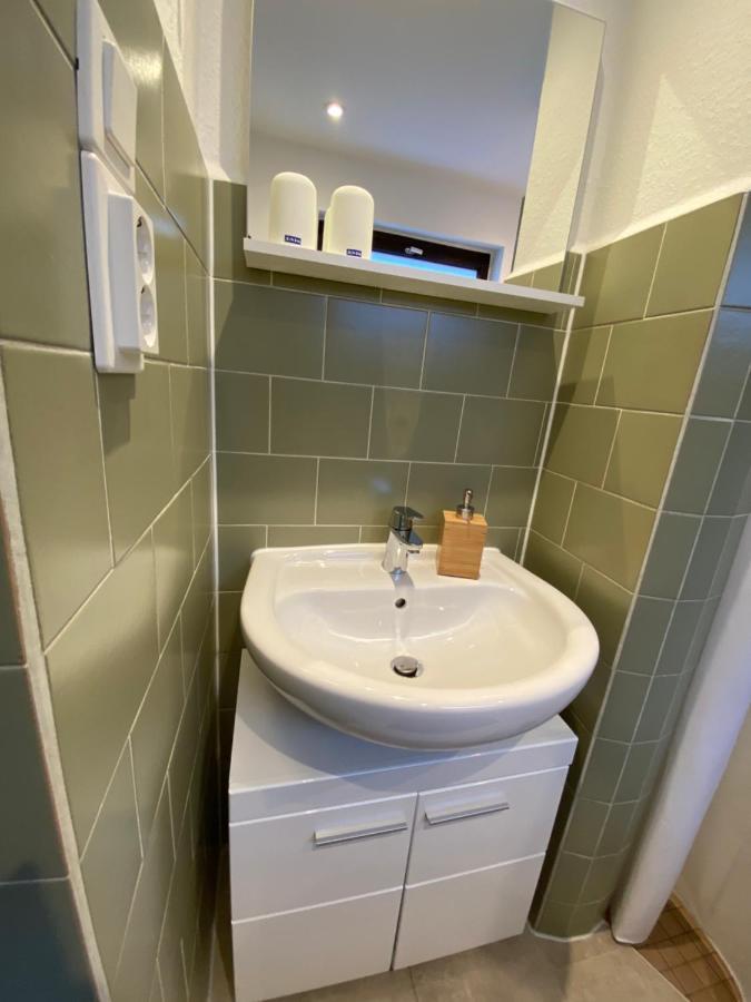 Ferienzimmer Am Strom 34 ロストック エクステリア 写真